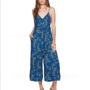 FREE PEOPLE HOT TROPICS JUMPSUIT 🌴